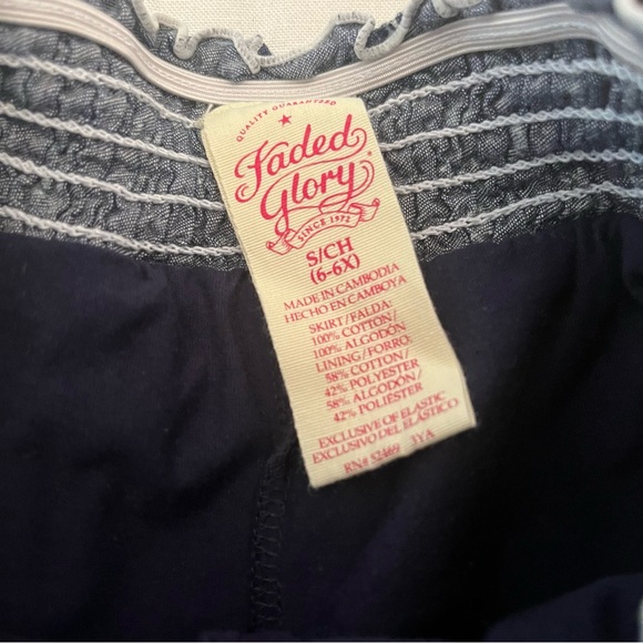 Faded Glory Navy Floral Kids Skirt - Picture 4 of 5